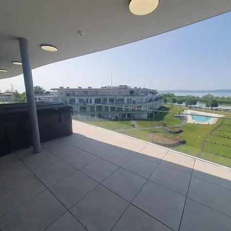 Apartment Szemesbay By Bltn